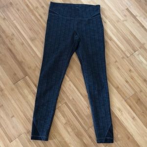 MUST GO! Yoga/ workout pants